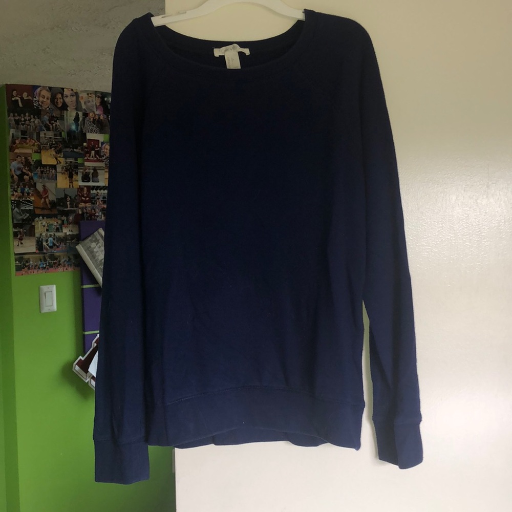 Navy blue long sleeve pullover sweater